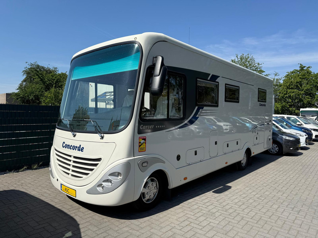 Concorde  Carver iveco - 821 - Queensbed - 2 x Airco - Luchtvering - Levelsysteem - 2 x Zonnepanelen - 1e Eigenaar - TOPSTAAT ! 53912786-0.jpg | All Selection Cars