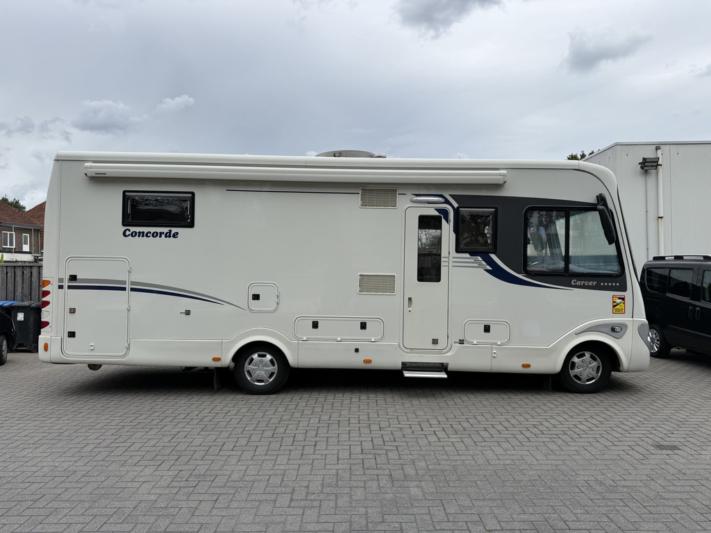 Concorde  Carver iveco - 821 - Queensbed - 2 x Airco - Luchtvering - Levelsysteem - 2 x Zonnepanelen - 1e Eigenaar - TOPSTAAT ! 53912786-4.jpg | All Selection Cars