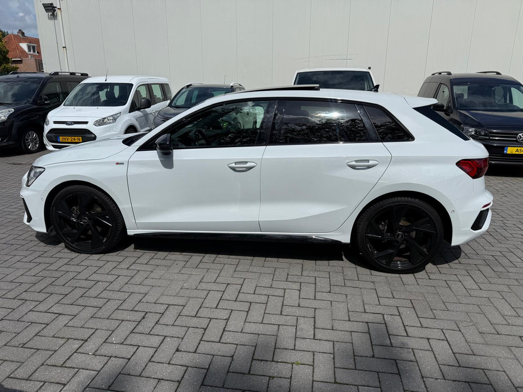Audi A3 Sportback 35 TFSI 150pk - 3 x S-Line - Alle opties - Leder - Navigatie - Camera - Panoramadak - Xenon/Led 54524179-1.jpg | All Selection Cars